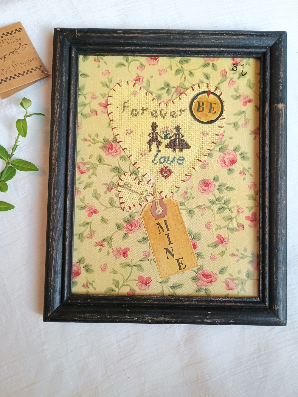 🍑 COTTAGE CORE 🍑 8 x 10 Vintage Inspired Cross-Stitch Valentine Wall Hanging